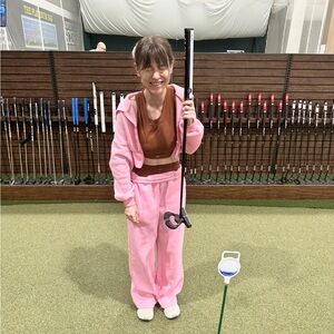 💕 pink zip-up sweatsuit